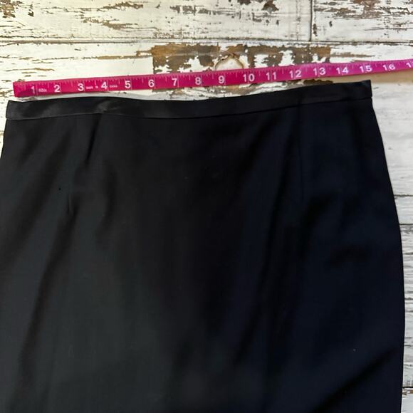 Escada Black 100% Pure New Wool Straight Pencil Skirt Size 42 or U.S. 12 - Picture 4 of 8